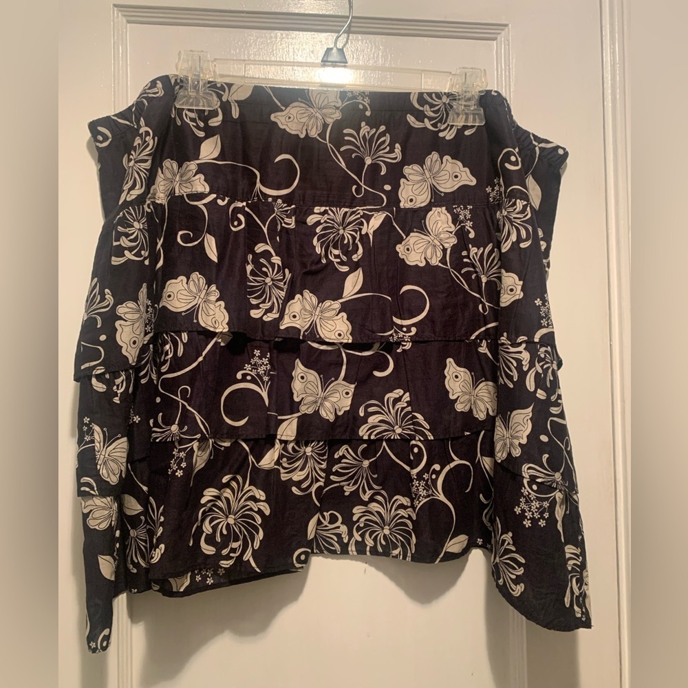 Old Navy 3 Tiered Floral and Butterly Mini Skirt XL Skater Girl y2k